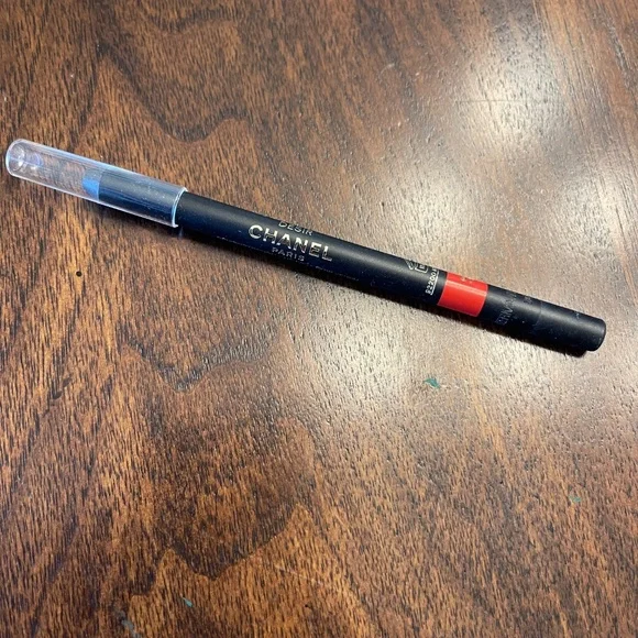 CHANEL Le Crayon Lèvres Longwear Lip Pencil – Shade 97 Désir – New - Picture 9 of 9